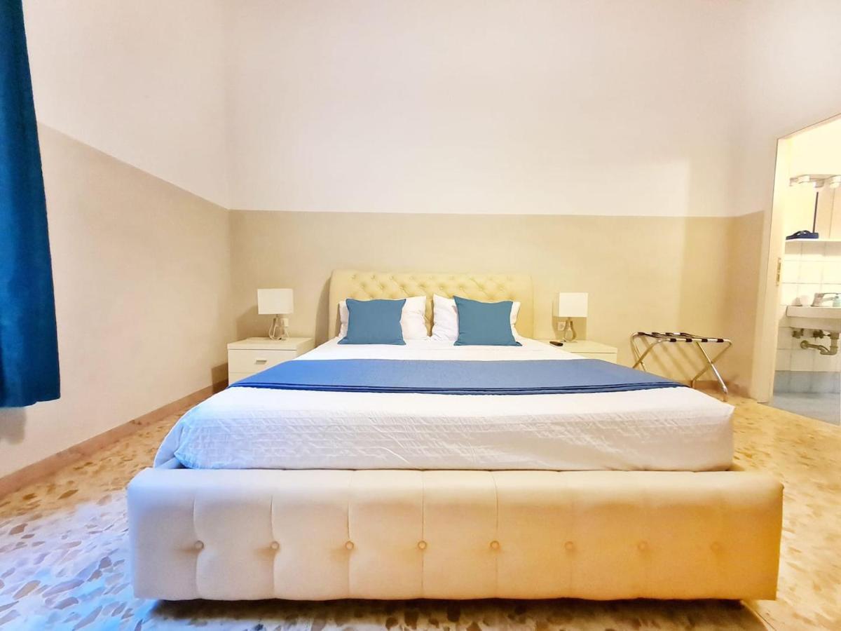 Sweet Life Guesthouse Рим Екстер'єр фото