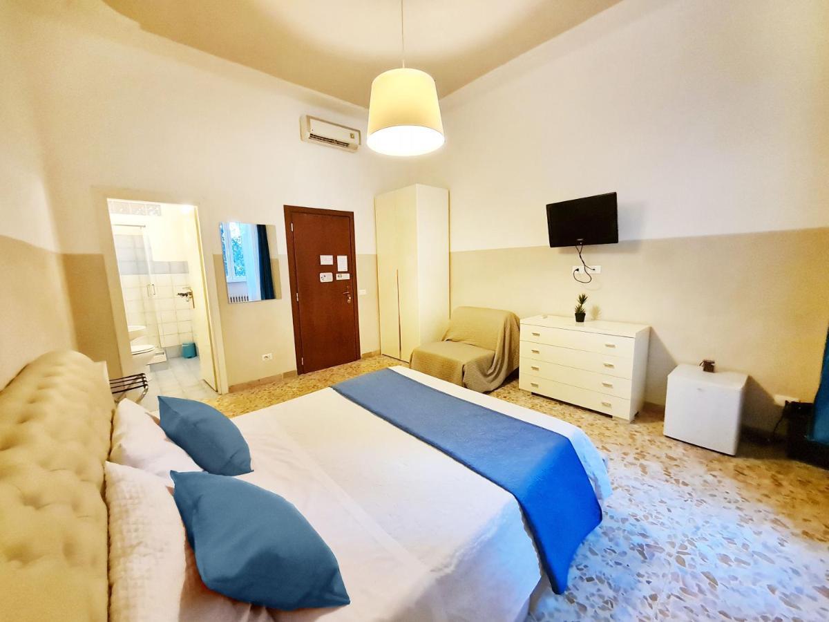 Sweet Life Guesthouse Рим Екстер'єр фото