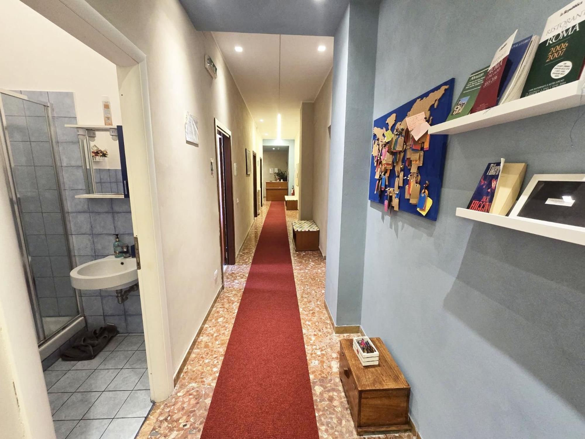 Sweet Life Guesthouse Рим Екстер'єр фото